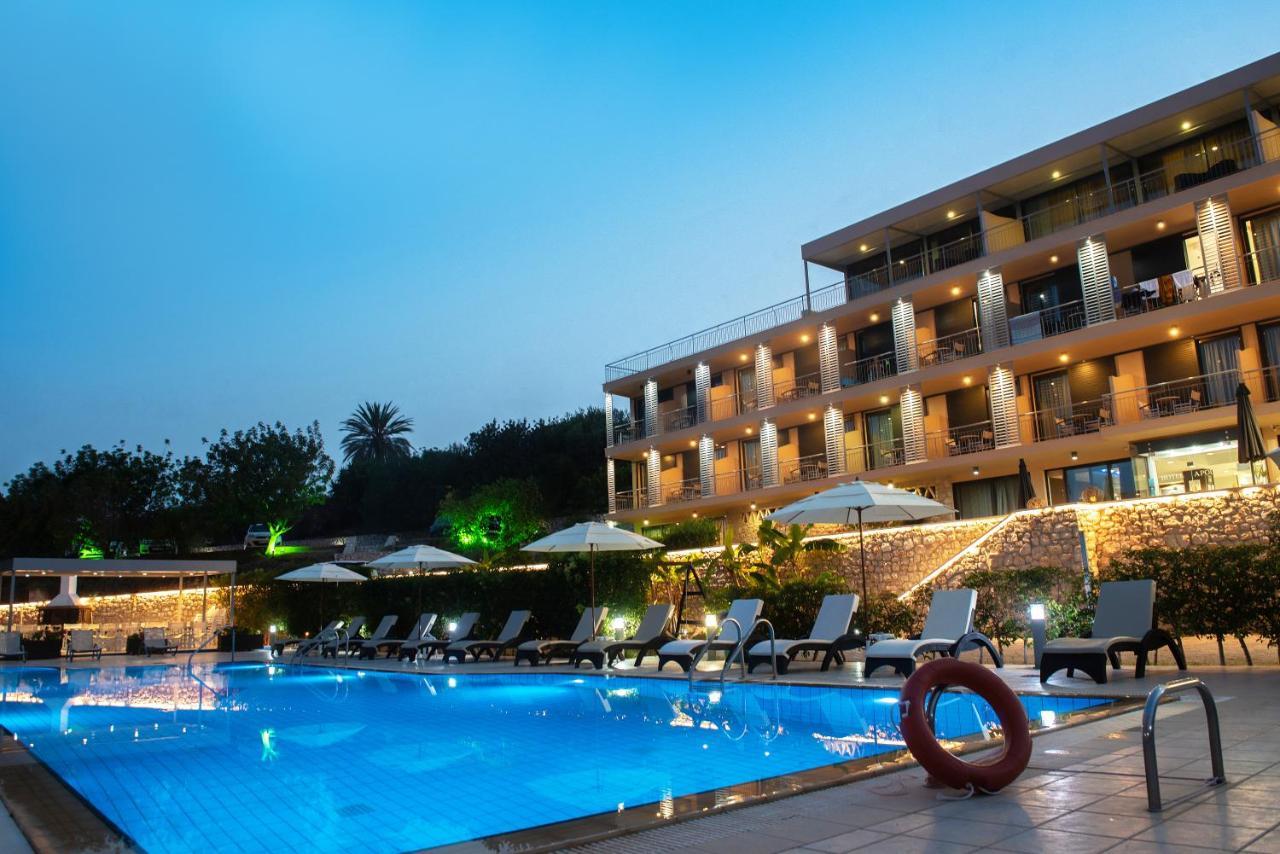 Apollon Hotel โตโล ภายนอก รูปภาพ