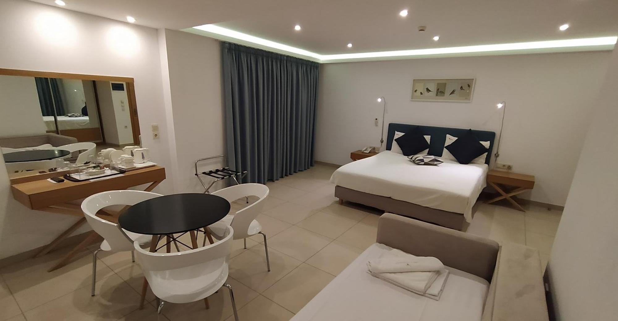 Apollon Hotel โตโล ภายนอก รูปภาพ