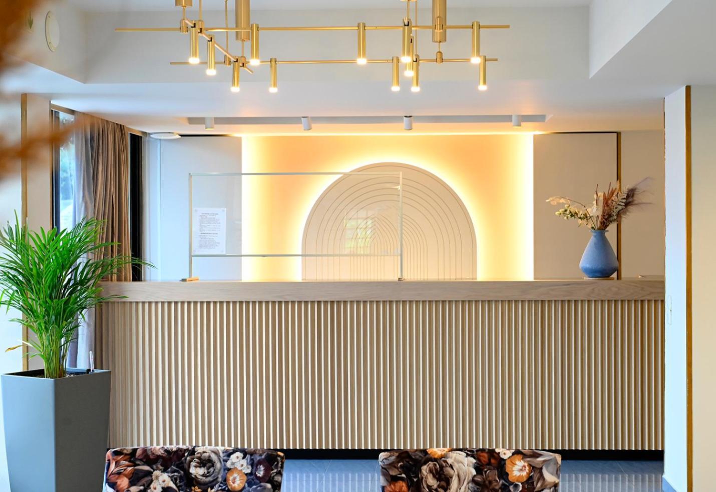 Apollon Hotel โตโล ภายนอก รูปภาพ