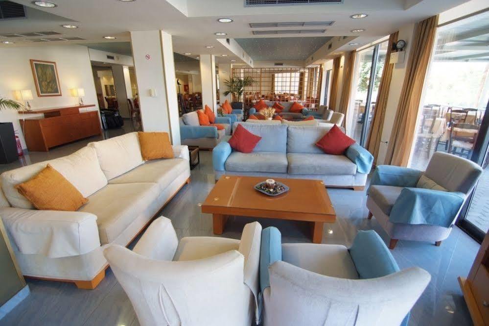 Apollon Hotel โตโล ภายนอก รูปภาพ