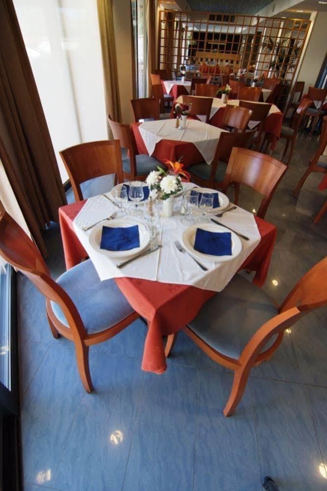 Apollon Hotel โตโล ภายนอก รูปภาพ